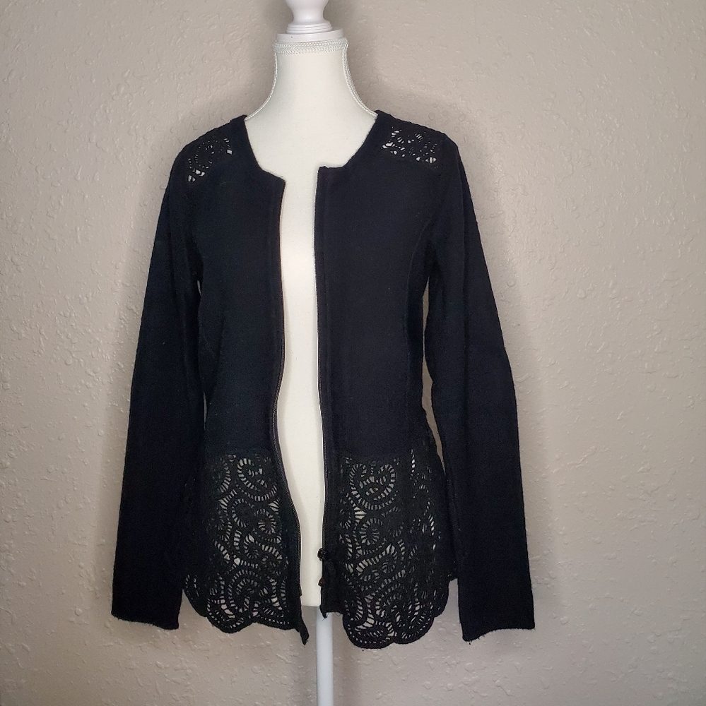 Elegant Black Lace Trim Cardigan
